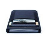 Porte-cartes-fin-en-aluminium-Le-rock-modernite-assuree